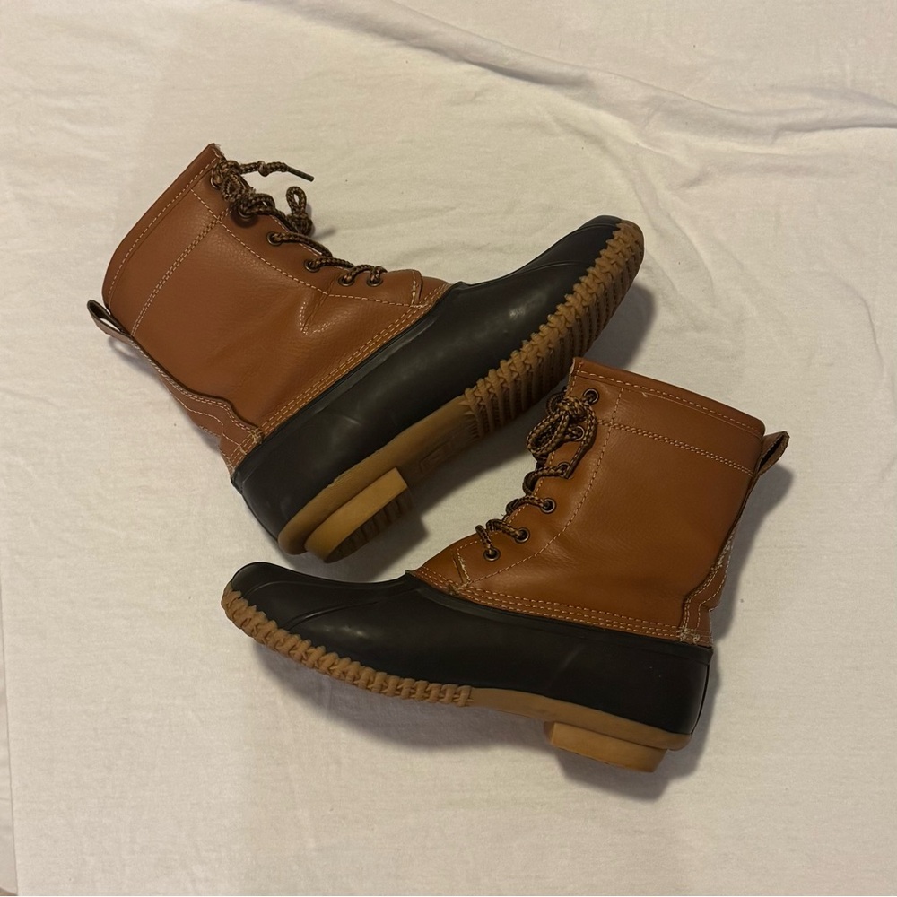 Target Women’s Tan and Black Rain Boots Size 8